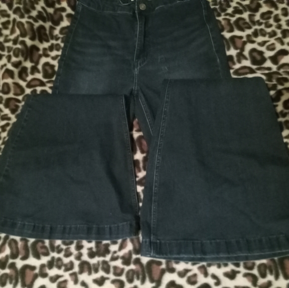 KanCan jeans - Picture 2 of 3